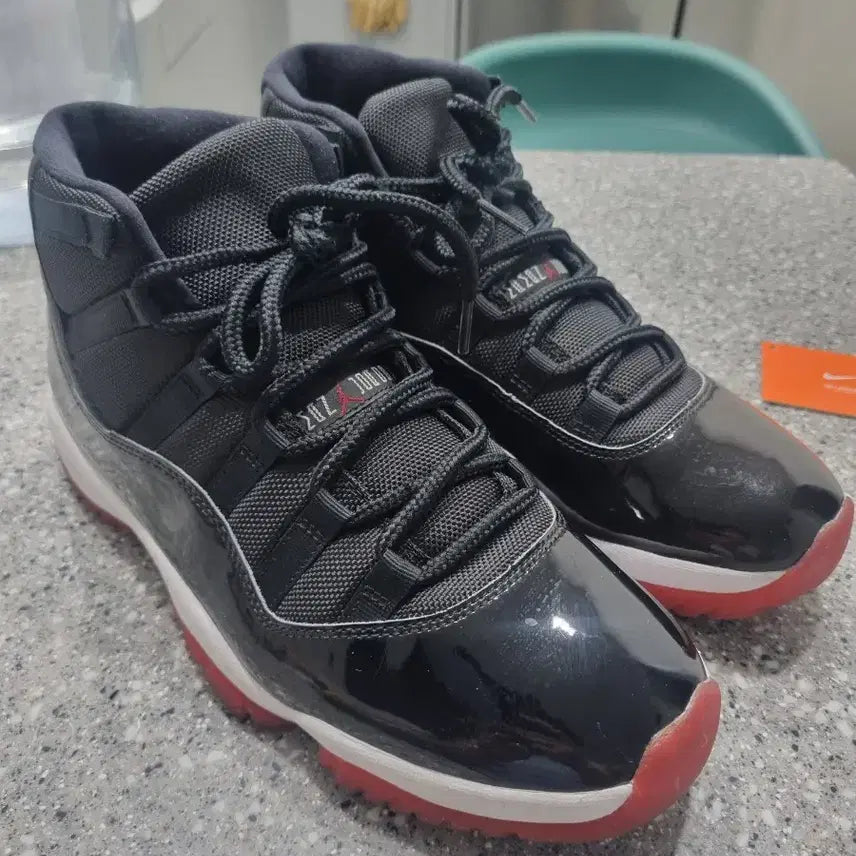 [BUNJANG] Air Jordan 11 Retro 'Bred' (280mm) / 에어조던11 레트로 브레드 280