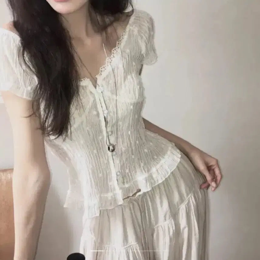 [BUNJANG] Cream Cheese Market Cloud Frill Blouse / 크림치즈마켓 클라우드 프릴 블라우스 새상품