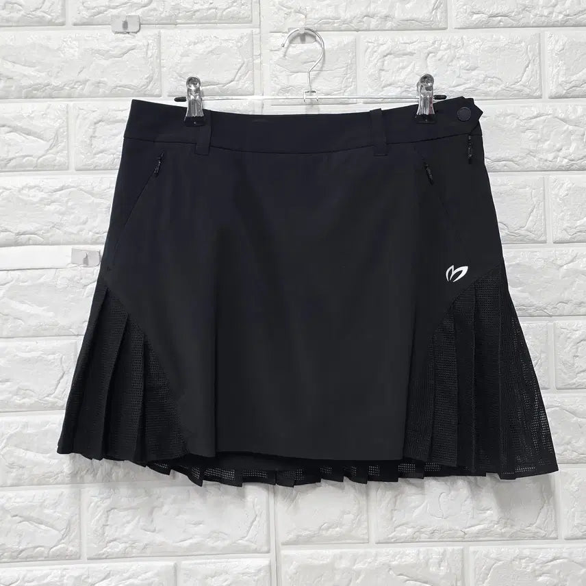 [BUNJANG] Master Bunny 22SS Black Mini Skirt (28-inch) / 28인치 22ss 마스터버니 블랙 미니스커트 E723
