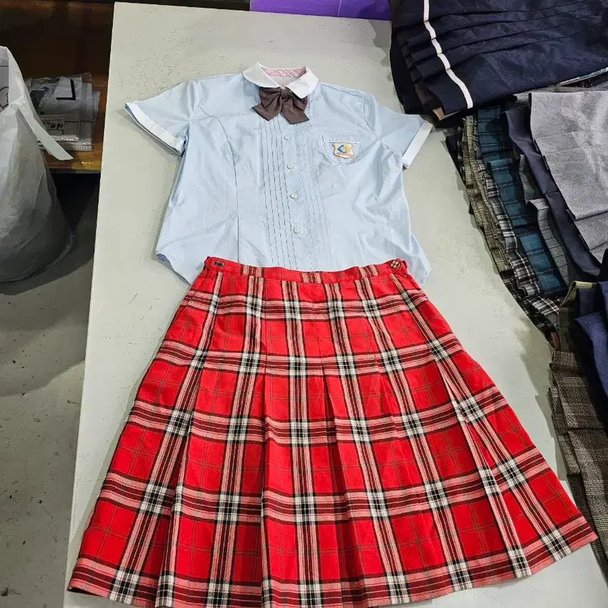 [BUNJANG] Used Women's Short Sleeve School Uniform Set Size 97/71 / 중고여성 교복 반팔세트 사이즈 97/71