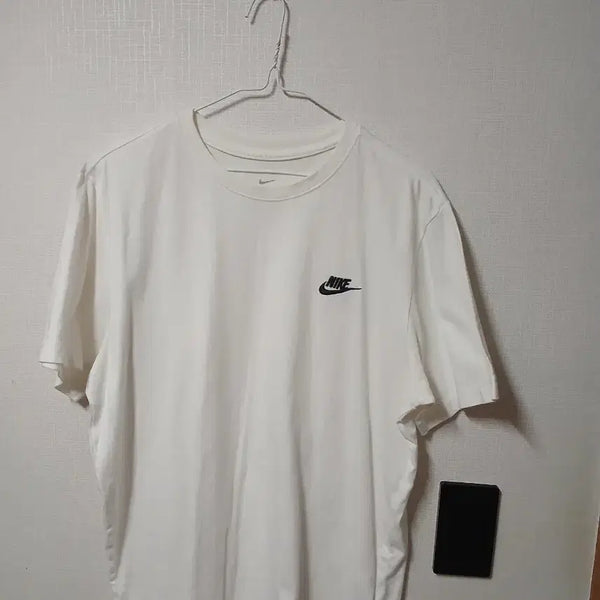 [BUNJANG] Nike Short-Sleeve T-Shirt White / 나이키 반팔 티셔츠 화이트