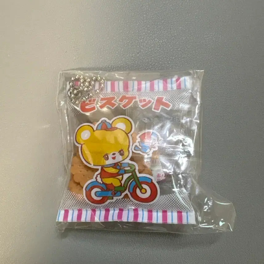 [BUNJANG] Ochame Friends Biscuit Keychain / 오차메 프렌즈 비스킷 키링