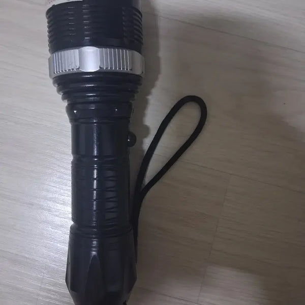 [BUNJANG] LED Flashlight Black / LED 손전등 블랙 1개