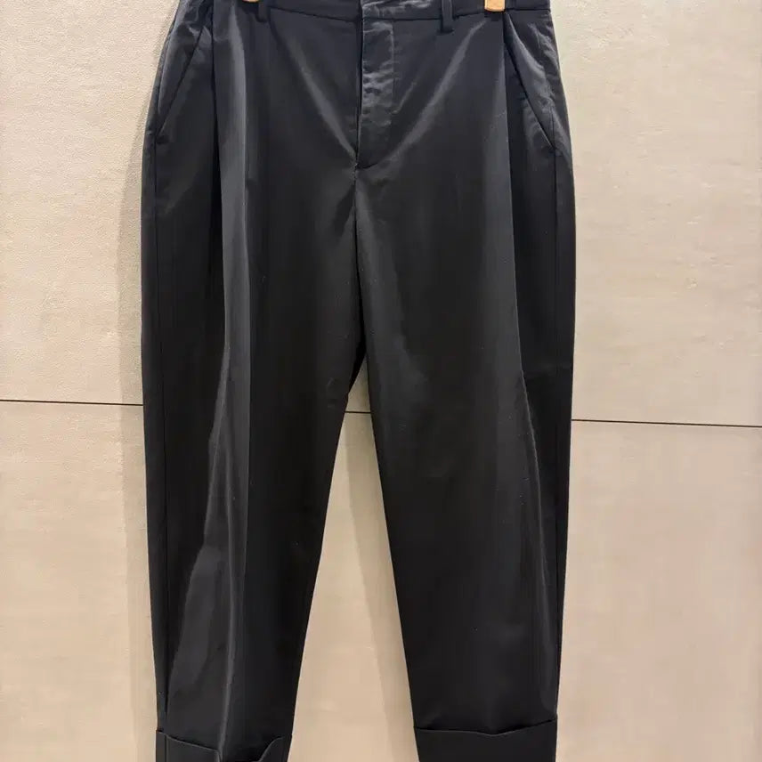 [BUNJANG] Ilcorsso One-Pleat Crop Slacks Black Size 82 / 일꼬르소 원턱 크롭 슬랙스 82사이즈 블랙