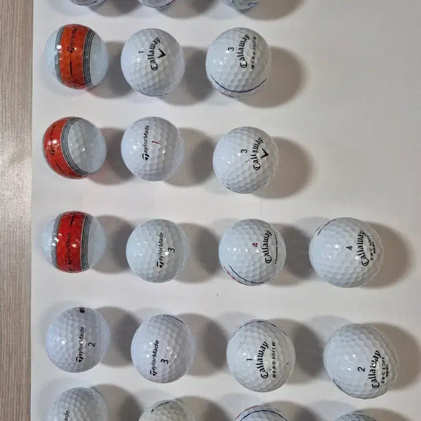[BUNJANG] Callaway & TaylorMade Mixed Golf Balls (21 Count) / 캘러웨이 테일러메이드 혼합 21개(상태깨끗함)