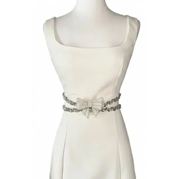 [BUNJANG] Rhinestone Ribbon Mini Dress / 큐빅 브롯치 리본 미니원피스 파티 럭셔리룩 호캉스 파티드레스