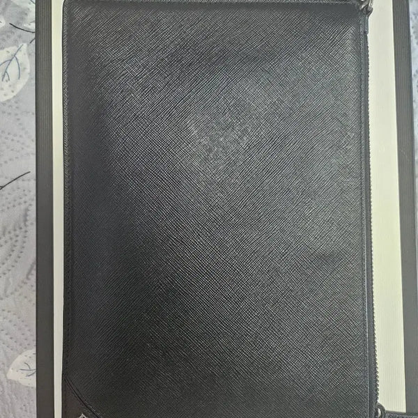 [BUNJANG] Prada Saffiano Triangle Logo Clutch / 프라다사피아노삼각로고(정품)클러치