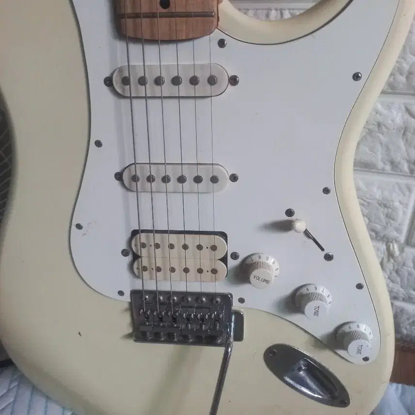 [BUNJANG] Decal Electric Guitar / 일렉기타