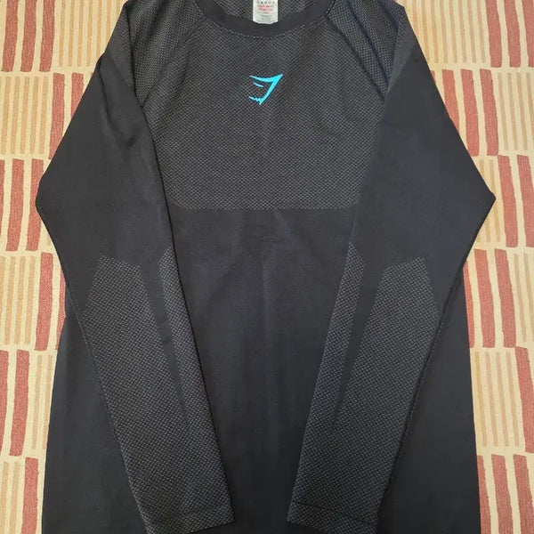 [BUNJANG] Gymshark Onyx V5 Long Sleeve Black L / 짐샤크 오닉스v5 긴팔 롱슬리브 블랙 L