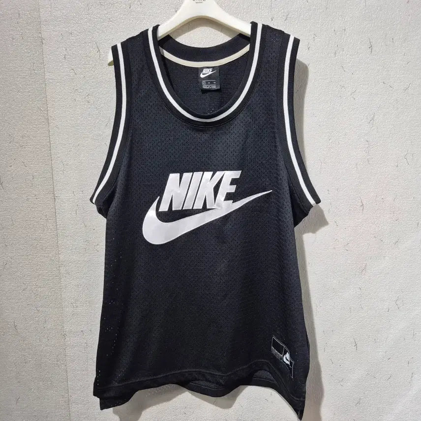 [BUNJANG] Nike Basketball Jersey Black White Logo / 나이키 농구 유니폼 블랙 화이트 로고