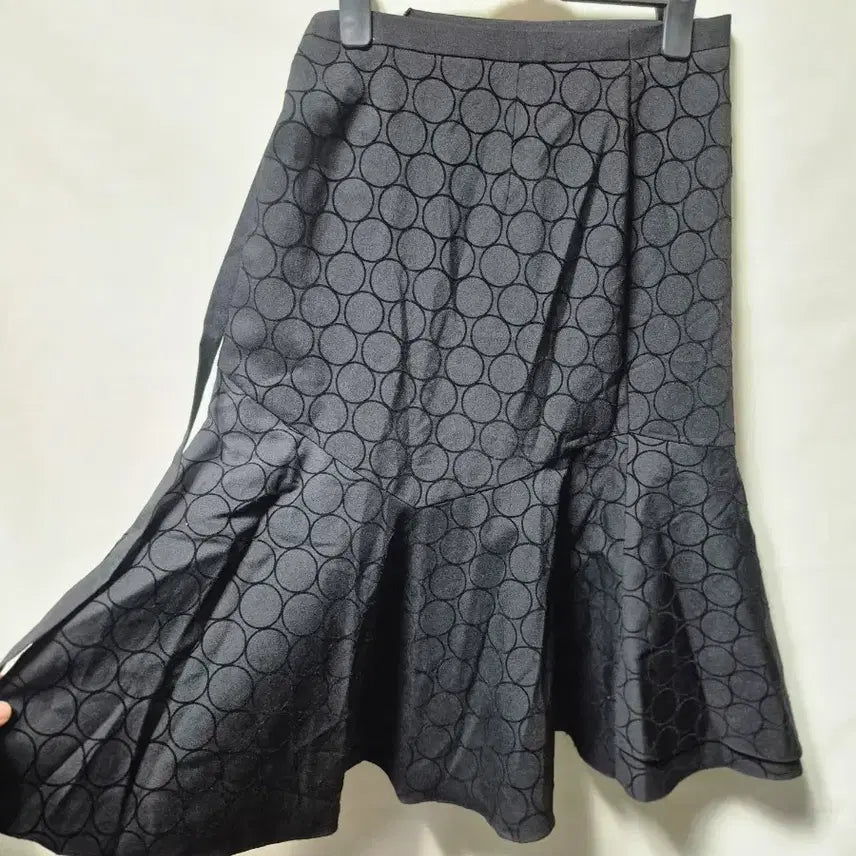 [BUNJANG] Black Polka Dot Shirring Skirt / 새상품 블랙 도트 셔링 스커트66