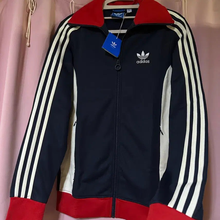 [BUNJANG] Adidas Europa Track Top Navy Full Zip Jacket / 새상품 아디다스져지 아디다스 유로파 네이비 트랙탑 불꽃져지 코르티스 건호 제임스 잇지 류진 집업