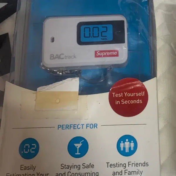 [BUNJANG] Supreme BACtrack Go Breathalyzer Keychain / 슈프림 키링 키체인 음주측정기