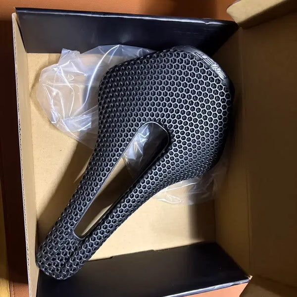 [BUNJANG] RYET 3D Full Carbon Saddle / RYET 3D 풀카본 안장