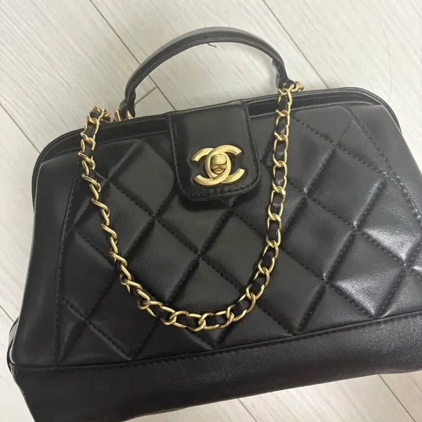 [BUNJANG] Quilted Shoulder Bag / 샤넬가방st
