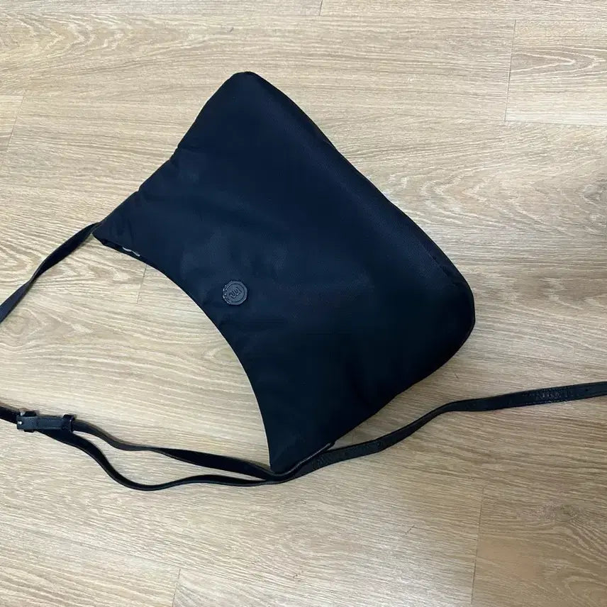 [BUNJANG] MinuteMute Clo Soft Black Bag / 미닛뮤트 클로 소프트 블랙