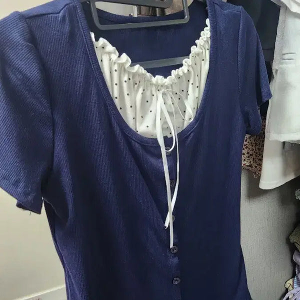 [BUNJANG] Navy Button Layered Blouse with Inner Polka Dot Lace / [새상품] 네이비 단추 레이어드 블라우스