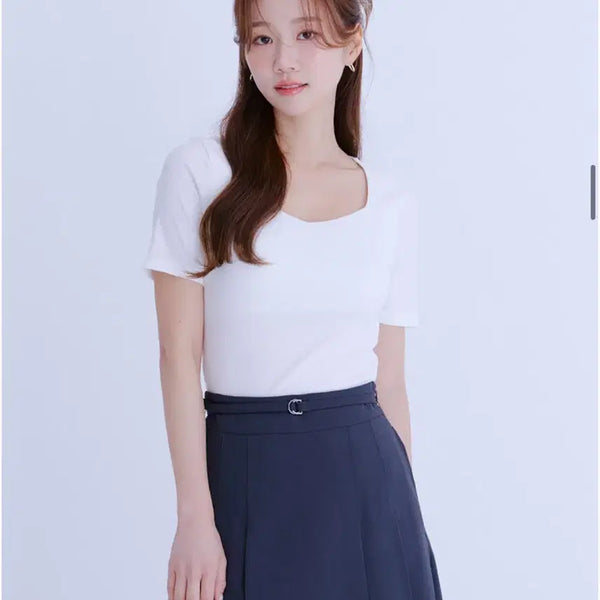 [BUNJANG] Roem Heart Neck Ribbed T-Shirt / 로엠 하트넥 골지 티셔츠