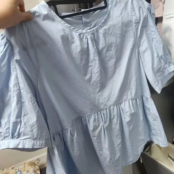[BUNJANG] Sky Blue Ruffle Blouse / 하늘색 프릴 블라우스