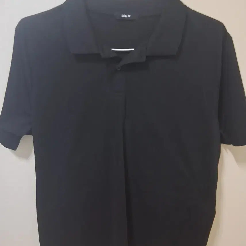 [BUNJANG] UOI2 Black Collar T-shirt / UOI2 검정색 카라티