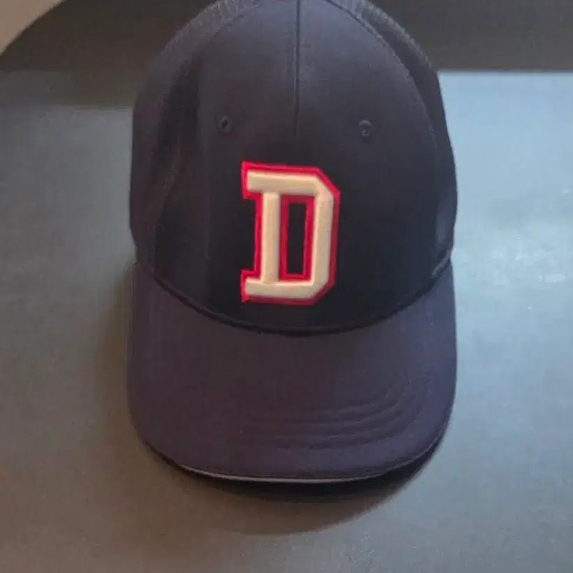 [BUNJANG] Doosan Bears Baseball Cap Size S (54cm) - Unused / 미사용 위팬 두산 베어스 야구모자 S사이즈 (54cm)원년 우승에 빛나는 두산 베어스