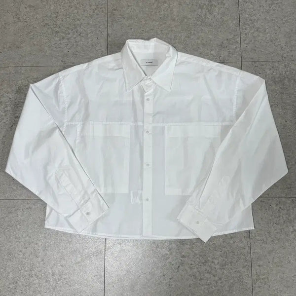 [BUNJANG] Oversized Long Sleeve Crop Shirt White / 오버핏 긴팔 크롭 셔츠 화이트 새상품
