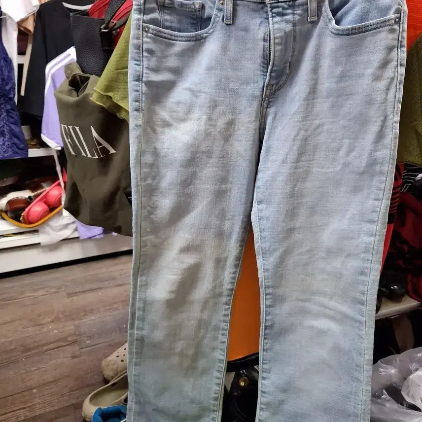 [BUNJANG] Levi's 315 Shaping Bootcut Jeans Light Blue 26 / 리바이스 315 쉐이핑 부츠컷 청바지 연청 26