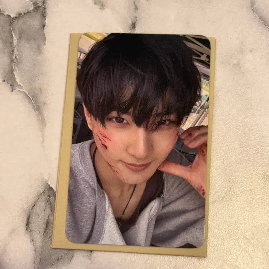 [BUNJANG] Enhypen Jungwon Blue Flame Studio Photocard / 엔하이픈 정원 블파 공방 포카