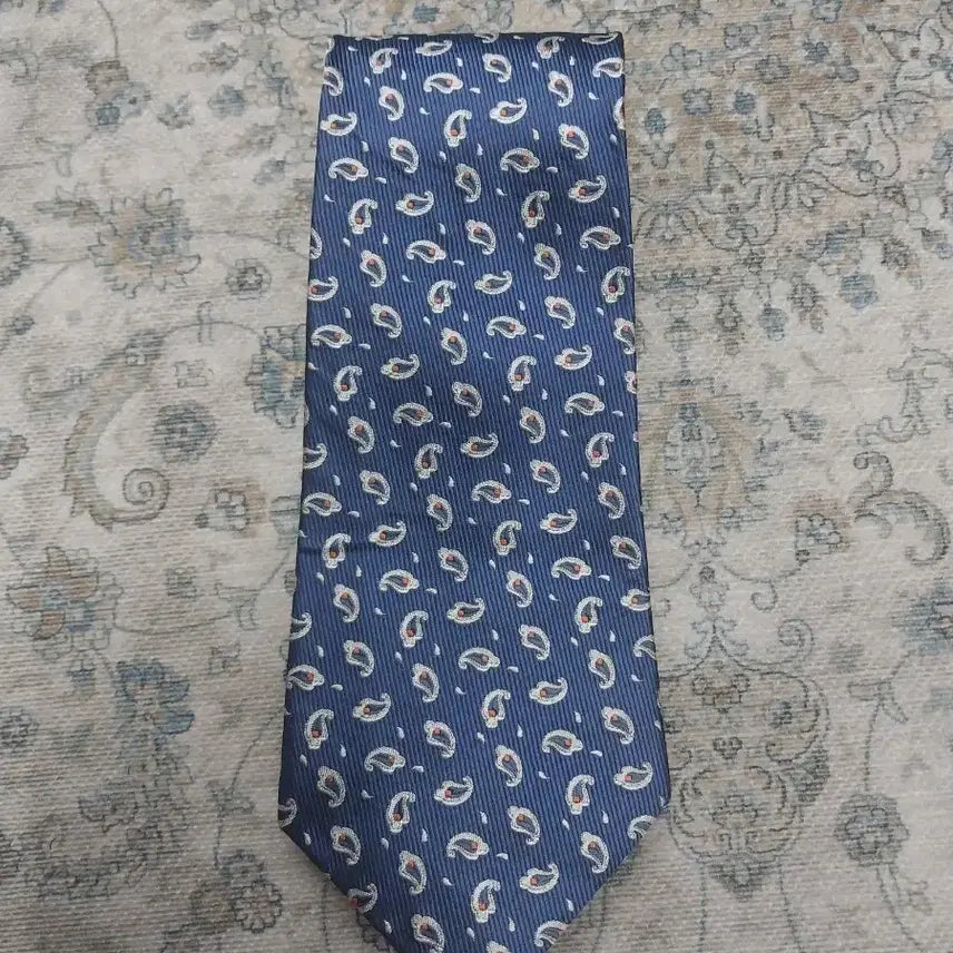 [BUNJANG] Burberry Paisley Pattern Silk Necktie / 버버리 페이즐리 패턴 실크 넥타이