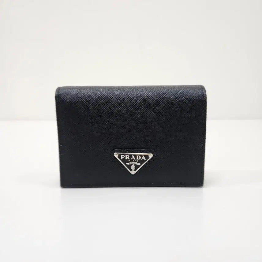 [BUNJANG] Prada 1MV021 Triangle Logo Saffiano Leather Bi-Fold Wallet / [온드중고명품] 프라다 1MV021 트라이앵글 로고 반지갑