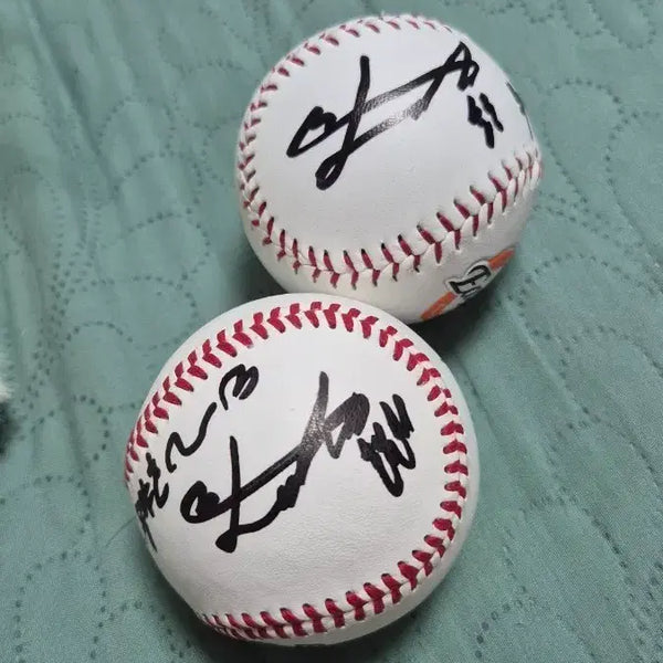 [BUNJANG] Hanwha Eagles Lee Ho-eun Cheerleader Autographed Baseball / 한화이글스 이호은 치어리더 친필싸인볼