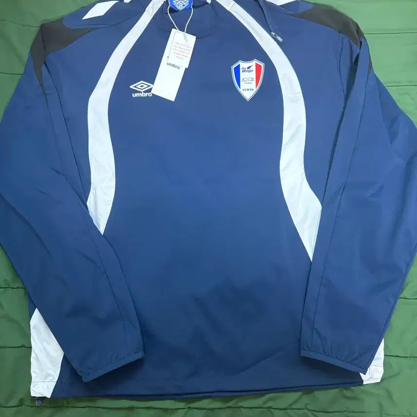 [BUNJANG] Suwon Samsung Umbro Rain Top Navy L / 수원삼성 엄브로 레인탑 네이비 L