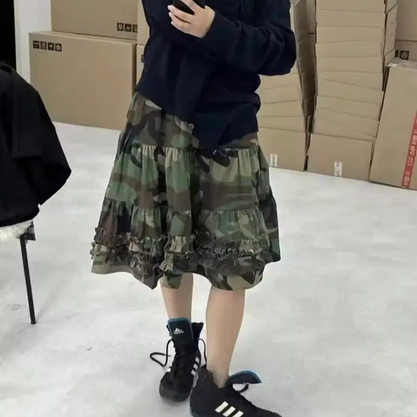 [BUNJANG] Camouflage Frill Long Skirt / 카모플라주 프릴 롱 스커트 무늬 도트 밀리터리 군 사랑 에이블리 무신사