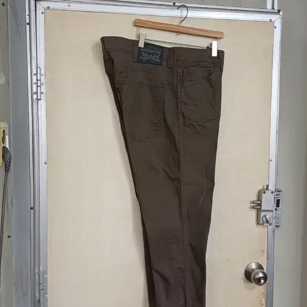 [BUNJANG] Levi's 511 Men's Jeans Khaki Size 40 / 리바이스 511남성청바지.새옷.40싸이즈기장115센치
