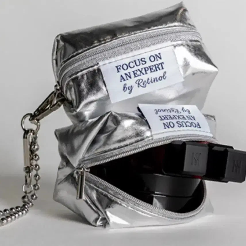 [BUNJANG] IOPE Silver Mini Pouch Keyring / 아이오페 실버 미니파우치키링