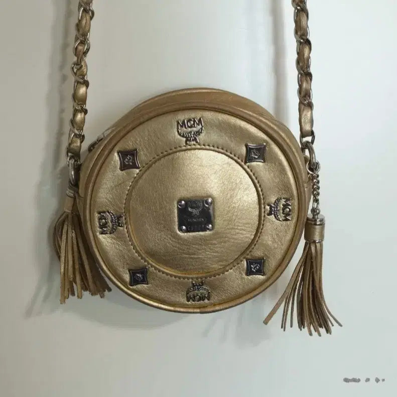 [BUNJANG] MCM Tambourine Crossbody Bag / MCM 탬버린 원통형 0태슬 크로스백