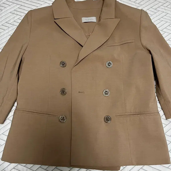 [BUNJANG] Women's Valencia Double Button Jacket Beige / 여성 발렌시아 더블 버튼 자켓 베이지 판매합니다
