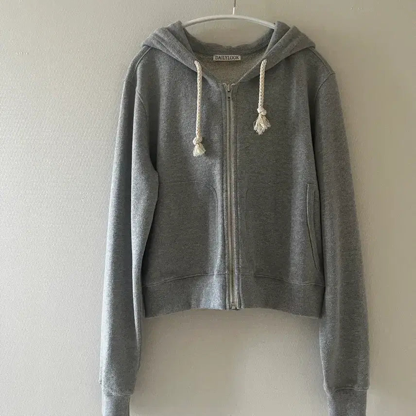 [BUNJANG] Daily Look Hoodie Zip-Up (Size S) / 데일리룩 후드집업(s)