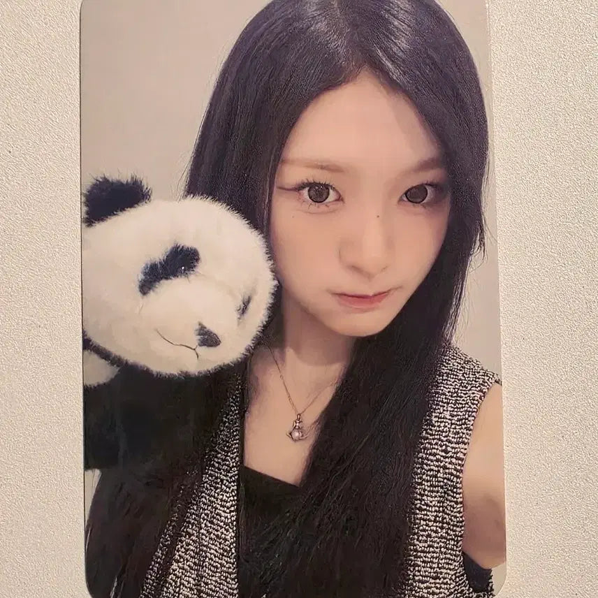 [BUNJANG] RESCENE Mina POB Photocard / 리센느 미나미 판다 미공포 포토카드