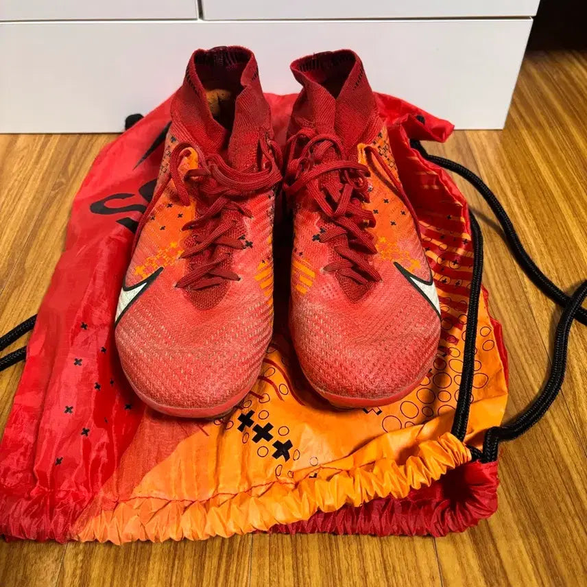 [BUNJANG] Nike Soccer Cleats Size 270 / 270 나이키 축구화 팝니다