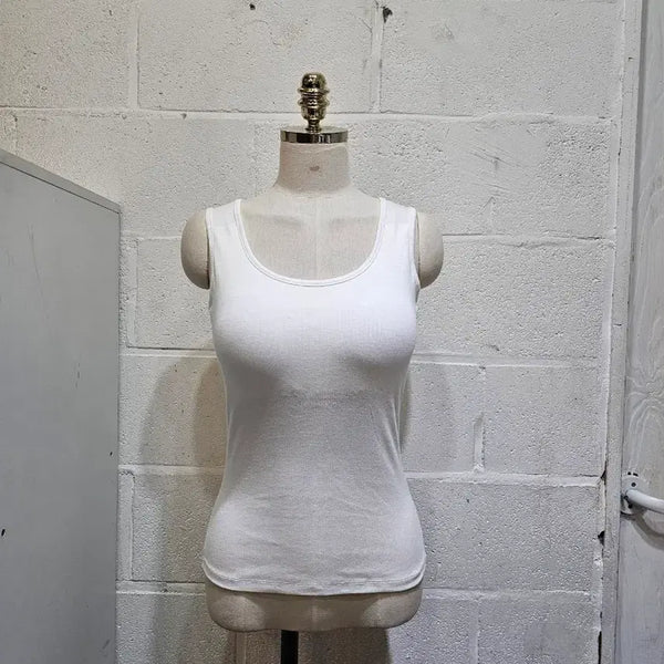 [BUNJANG] Built-in Bra Soft Plain Sleeveless Top - White / 캡내장 부드러운 무지 나시- 화이트