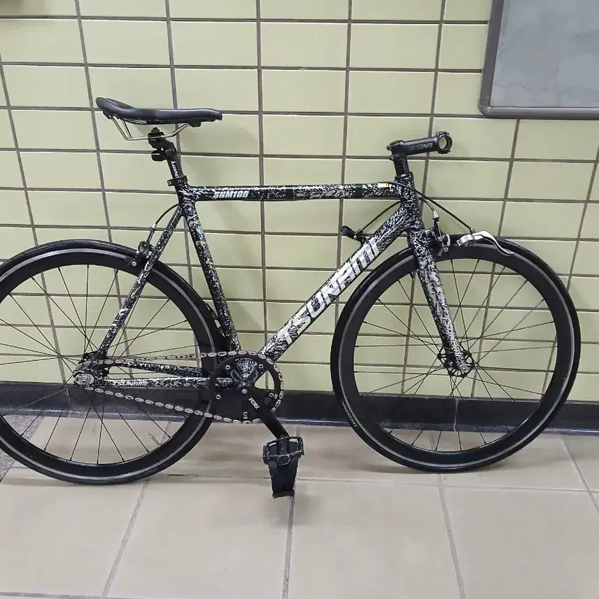 [BUNJANG] Tsunami Bu-Kkot Black Fixie Bicycle / 쓰나미 부꽃블랙