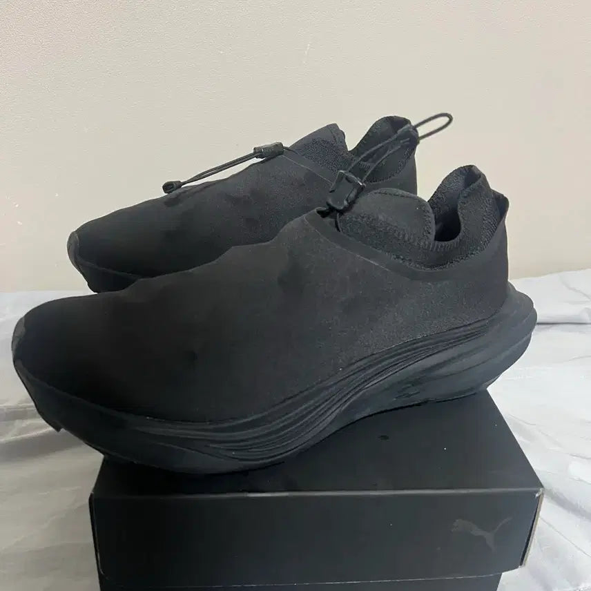 [BUNJANG] Puma Eliott Emil Deviate Nitro Running Shoes (260mm) / (260) 퓨마 엘리엇 에밀 디비에이트 나이트로 새상품