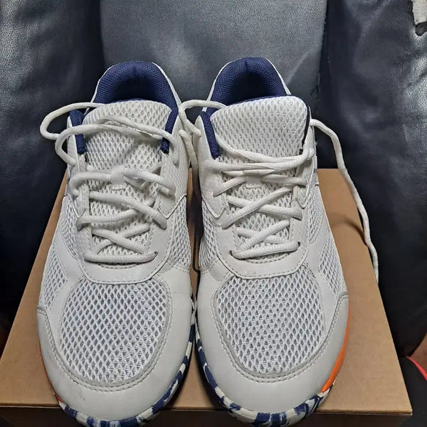 [BUNJANG] VICTRO STUN Badminton Shoes / 비트로 STUN 배드민턴화