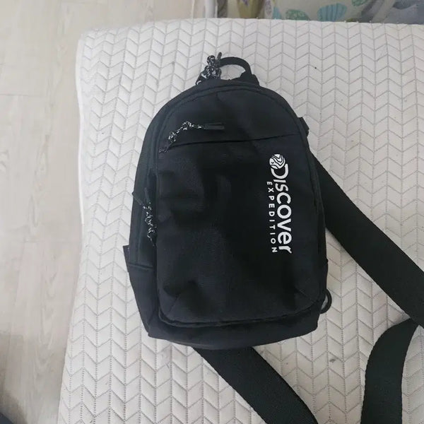 [BUNJANG] Discovery Expedition Black Mini Sling Bag / 디스커버리 익스페디션 블랙 미니 슬링백