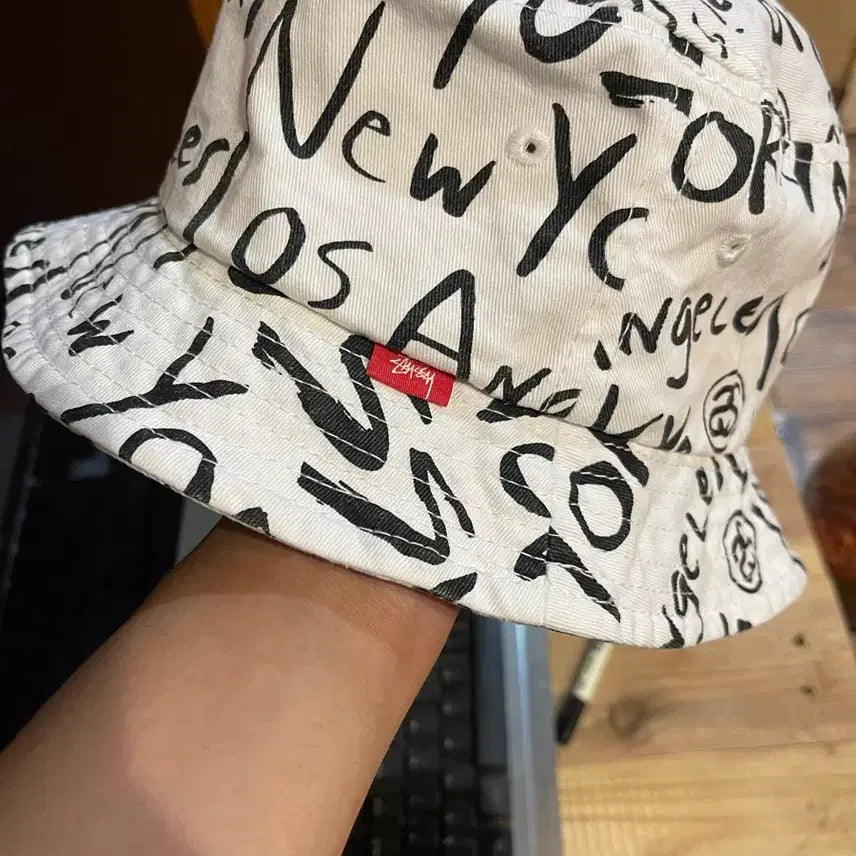 [BUNJANG] Stussy New York Pattern Ball Cap - White / 스투시 볼캡 뉴욕 패턴 화이트