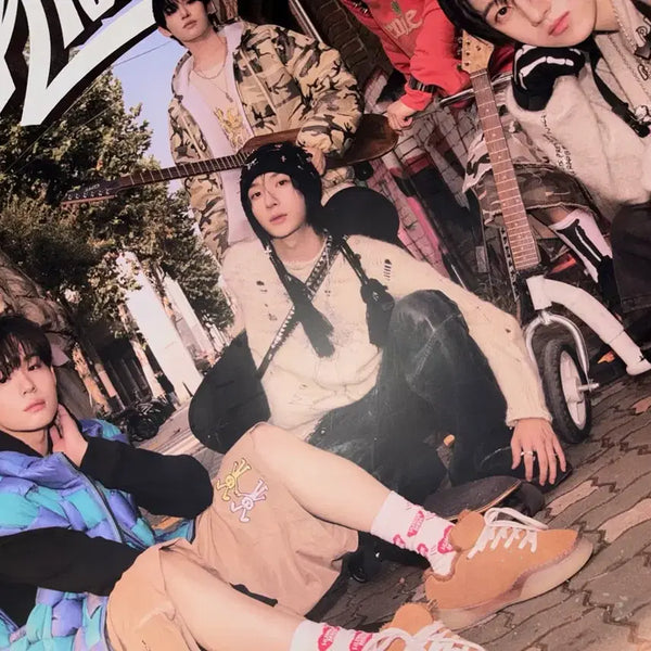 [BUNJANG] Kickflip Debut Poster Bundle Set / 킥플립 데뷔 포스터 3장 일괄 1집 이벤트 포스터