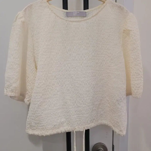 [BUNJANG] 8 Seconds Ribbed Shirring String Crop Blouse / 에잇세컨즈 시원한 리플 셔링 스트링 크롭 블라우스 S사이즈