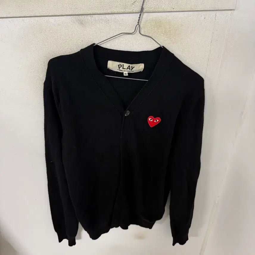 [BUNJANG] Comme des Garçons PLAY Cardigan / 꼼데가르송 가디건