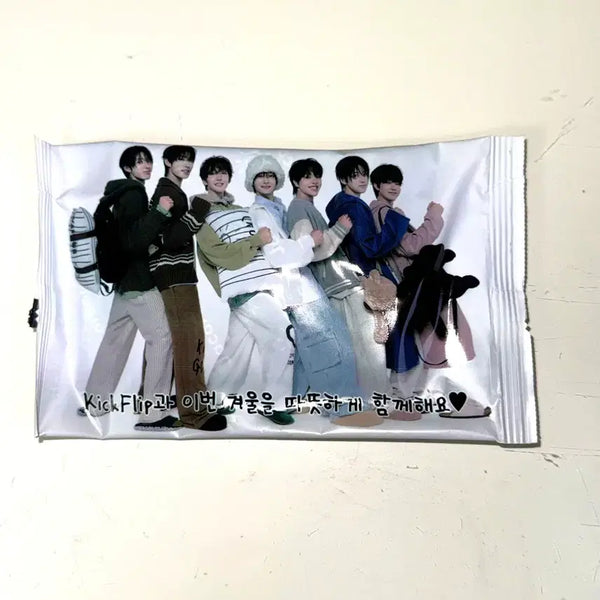 [BUNJANG] Kickflip Debut Showcase Hot Pack Entrance Gift / 킥플립 데뷔 쇼케이스 역조공 핫팩 입장선물